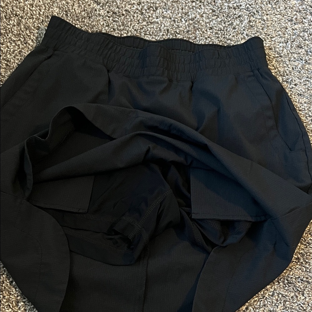 Duluth Trading Co Black Elastic Waist Layered Active Skort with Built-In Liner - Picture 4 of 4
